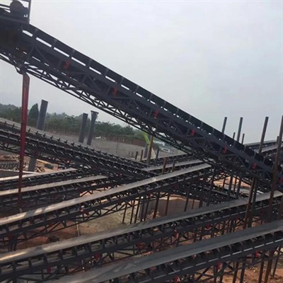 How much water can a concrete mixing plant use per year?