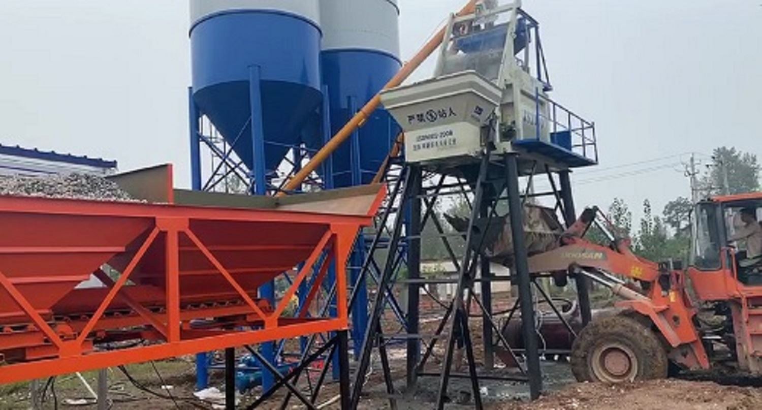 What are the specific requirements for the concrete batching plants?
